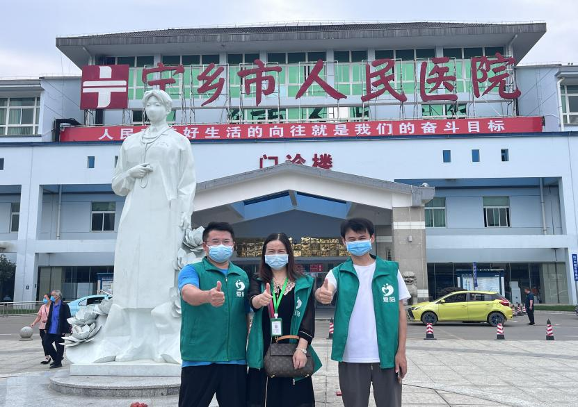 愛陪折疊陪護(hù)床椅配套服務(wù)同步供入三家醫(yī)院——產(chǎn)品硬、服務(wù)好